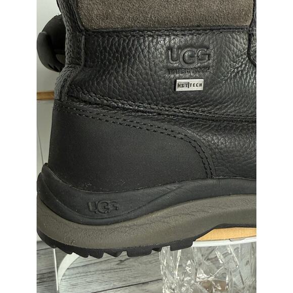 UGG Women's Adirondack III Boot Wool Insulation Womens Size 7 Black - Picture 5 of 9